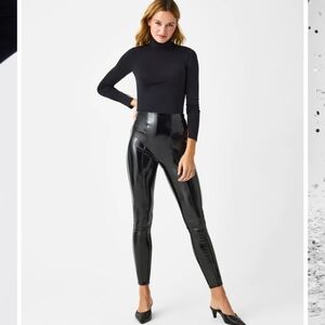 Spanx NWT Faux Patent Leather Leggings
